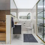 Modern With Jacuzzi And Sauna