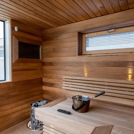 דירה Modern With Jacuzzi And Sauna