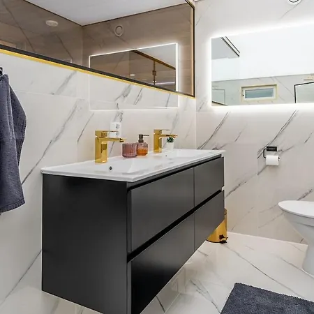 Apartmán Modern With Jacuzzi And Sauna *