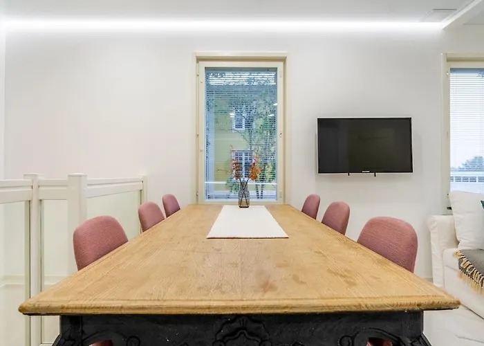 Modern With Jacuzzi And Sauna Appartamento